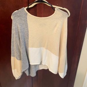 Vici sweater